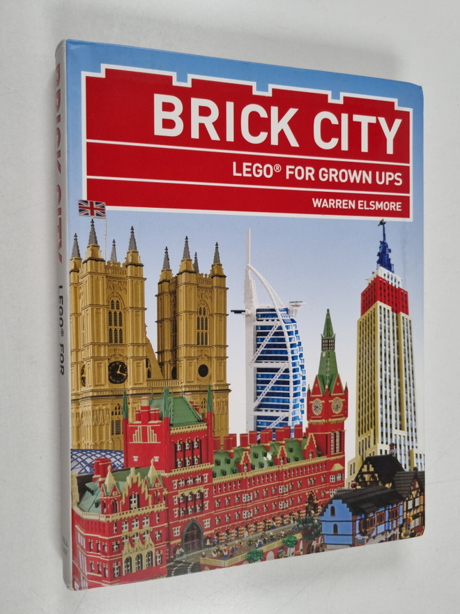 Warren Elsmore : Brick city : LEGO for grown ups