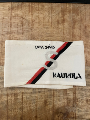 Lotta Svärd hihanauha KAUKOLA