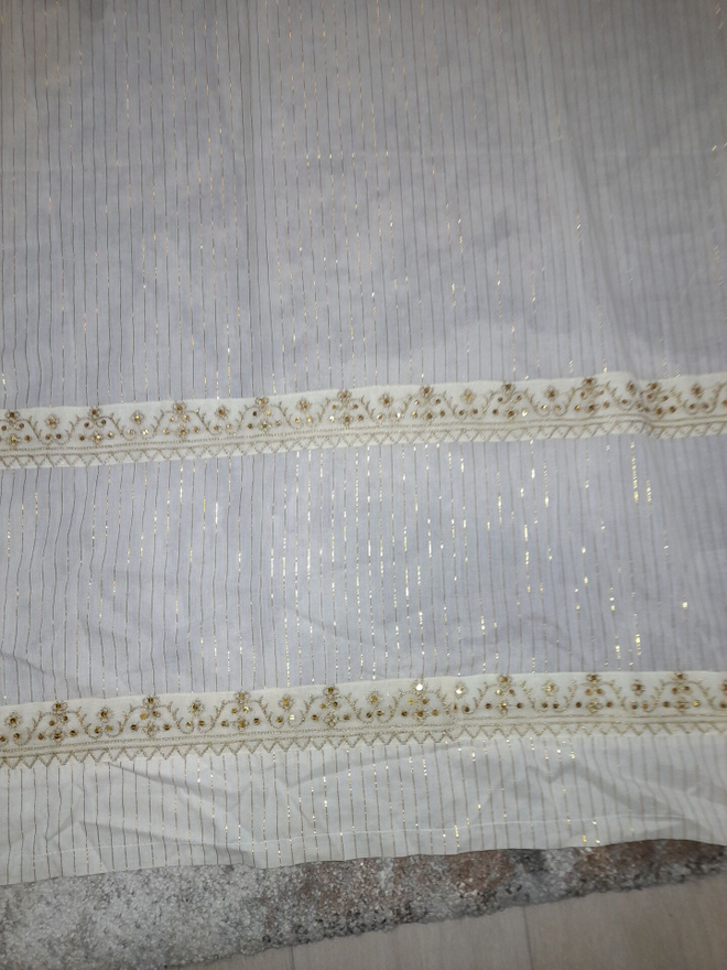 Kauniit luonnonvaaleat sivuverhot (2 kpl)