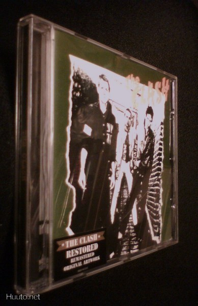 The CLASH: The Clash CD (Sis.postikulut)