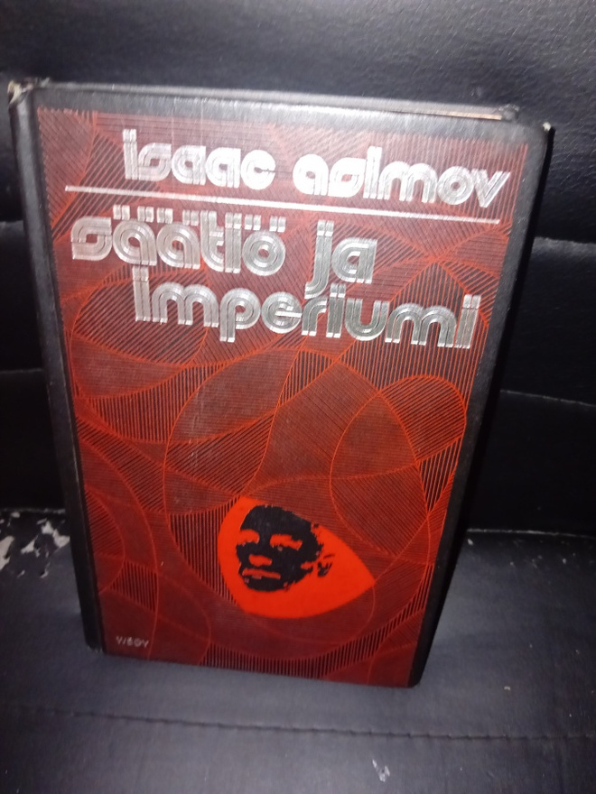 Isaac Asimov  : Säätiö ja imperiumi  ( SIS POSTIKULU )