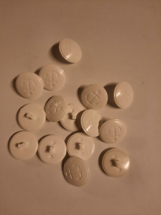 Vaalea / lähes valkoinen ankkurinappi 23mm