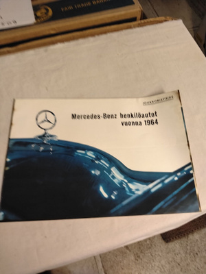 mrrcedes benz henkilöautot v 1964 esite