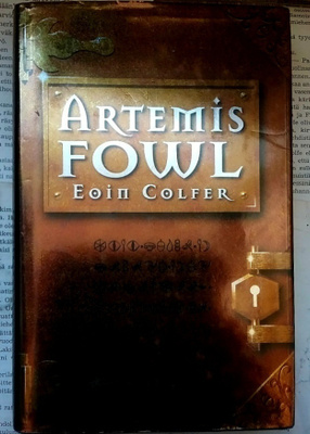 Eoin Colfer - Artemis Fowl (sid.)