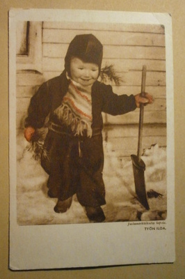 Työn iloa,lapsi ja lumilapio,Joulumerkkikodin lapsia p. 1960