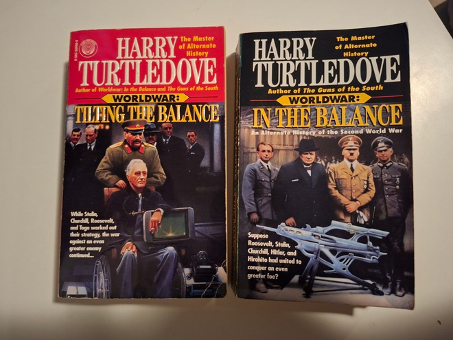 Turtledove, Harry: Worldwar book 1 ja 2