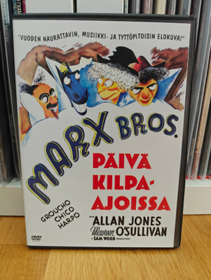 Päivä kilpa-ajoissa - A Day at the Races (1937) DVD Suomijul