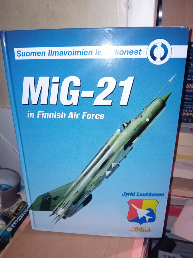 Suomen ilmavoimien lentokoneet : MIG-21 ( SIS POSTIKULU )