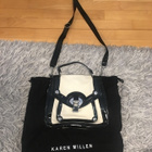Karen Millen kerma/musta nahkalaukku - pikkukuva 1