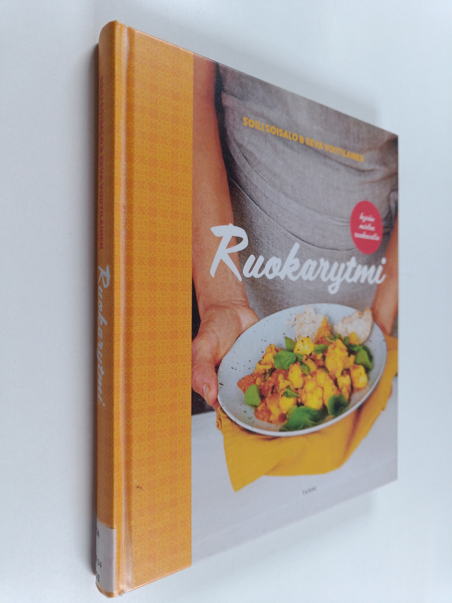 Eeva Voutilainen ym. : Ruokarytmi : hyvän mielen ruokavalio