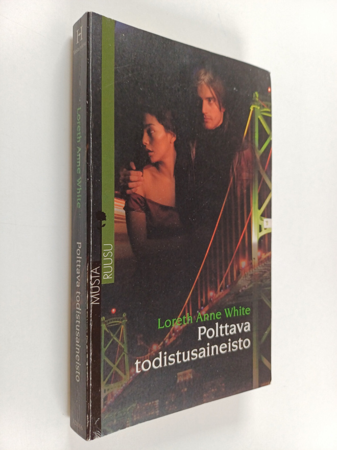 Loreth Anne White : Polttava todistusaineisto