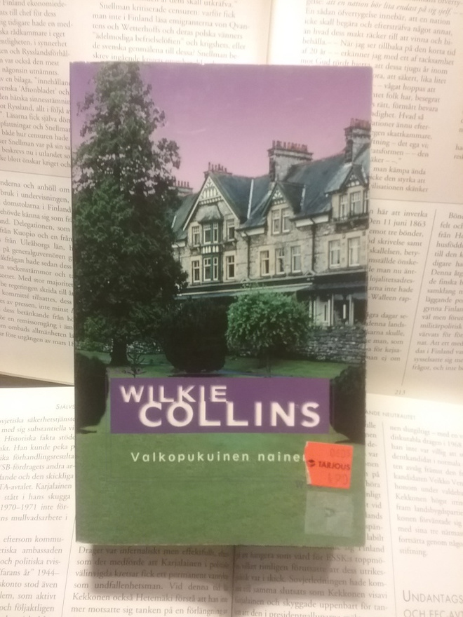 Wilkie Collins - Valkopukuinen nainen (pokkari)