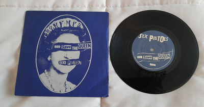 SEX PISTOLS God Save The Queen/You No Wrong VS 184 1977 UK