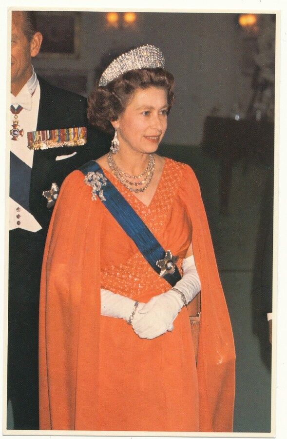 Englannin Kuningatar ELIZABETH II