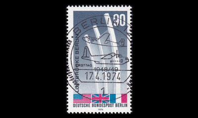 Berlin 466 o Jaettu Berliini 25v (1974)