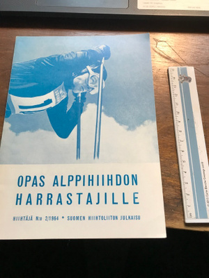 Opas alppihiihdon harratajille