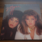 Vogue - Angela & Chantal ( LP . VINYYLI ) - pikkukuva 1