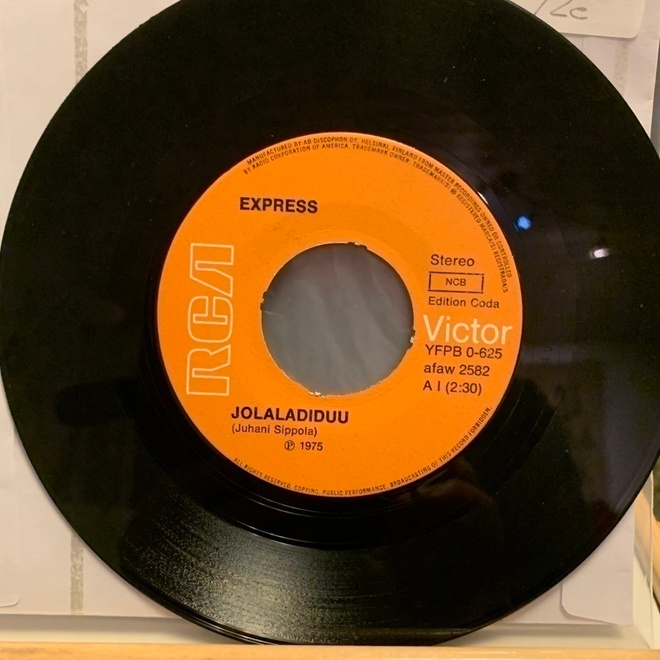 EXPRESS: Jaakoppi * Jolaladiduu * FIN 1975