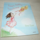 Sini Ezer Tiian hattu tuulessa - pikkukuva 1