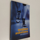 Eero Junkkaala : Miehen askelissa - pikkukuva 1