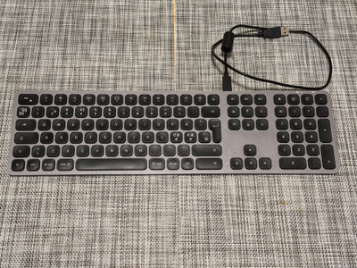 Näppis Satechi Slim X1 (Apple laitteille sopiva)