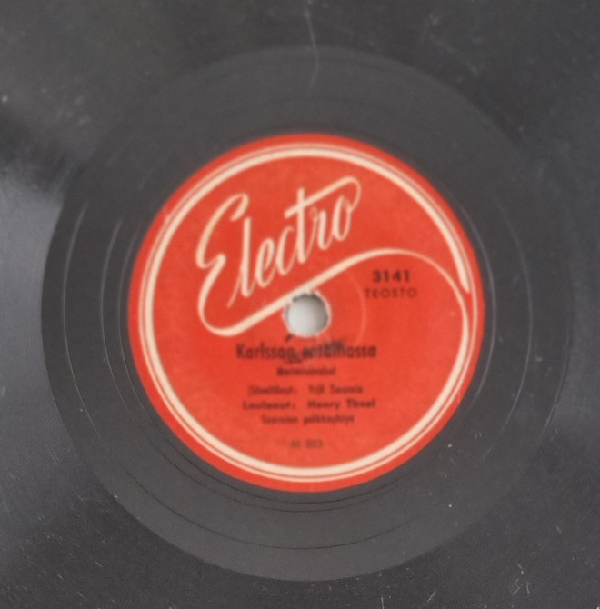 Savikiekko 1947 Henry Theel Saarnion polkkayht. Electro 3141