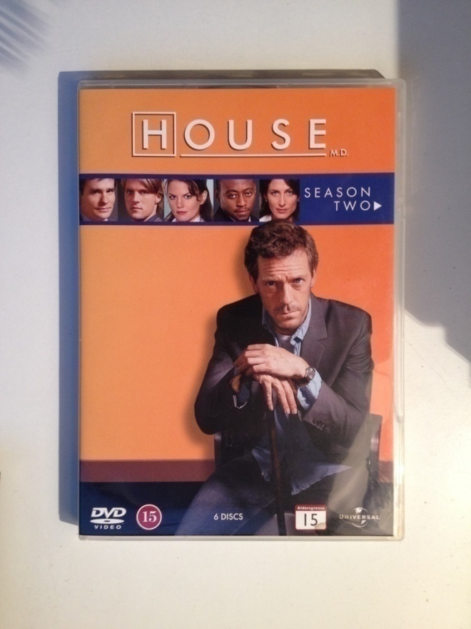House 2 kausi (6DVD=16h 42min) Hugh Laurie