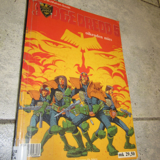 JUDGE DREDD 5 OIKEUDEN MIES - 1.p v 1990