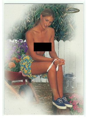 1997 Hot Shots #64 Monique