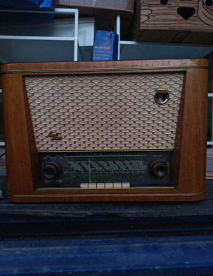 Luxor radio Attache 3302W Putkiradio