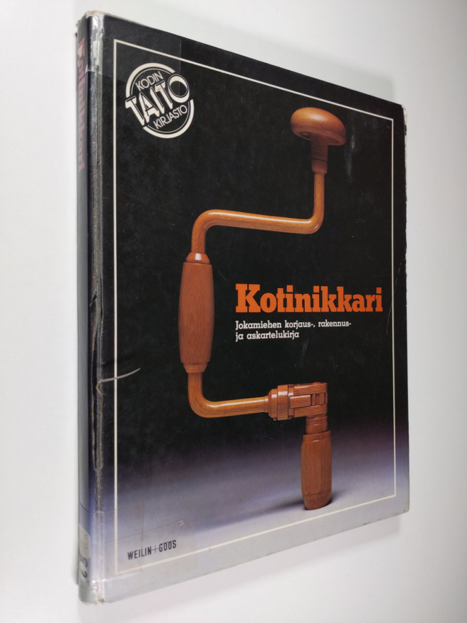 Lawrence ym. (engl. laitoksen toim.) Clarke : Kotinikkari...