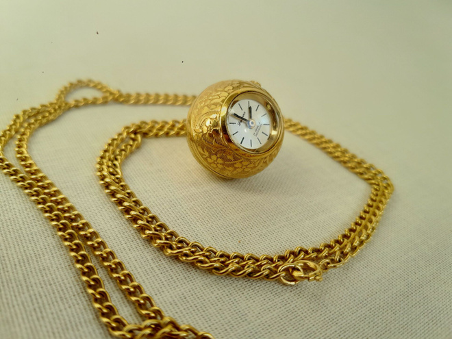 Laverna vintage kaulakello