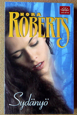 Nora Roberts: Suomenkielinen pokkari