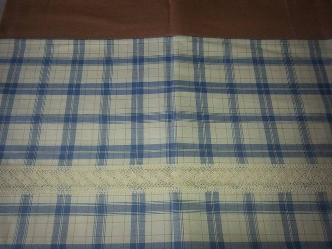 Maalaisromanttinen verho kappa noin 50x268cm