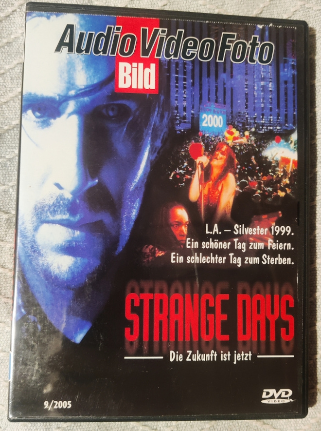 Kathryn Bigelow : STRANGE DAYS *saksa-dubattu DVD*