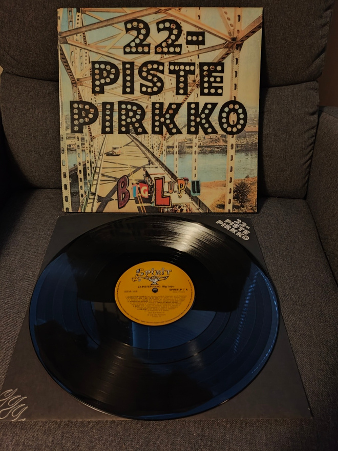 22 Pistepirkko  Big lupu spiritlp7