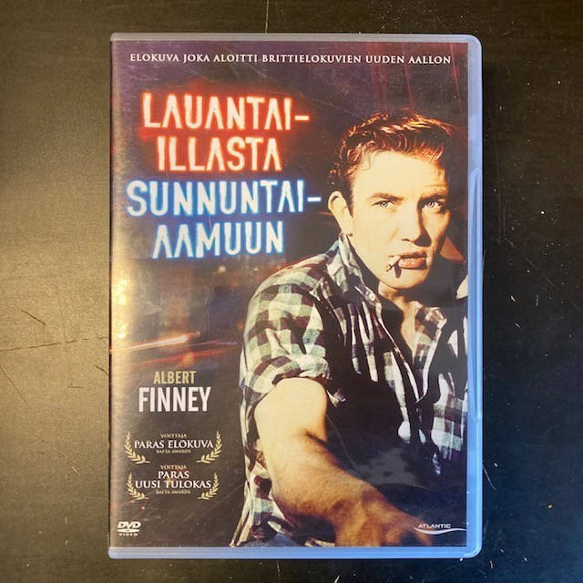 Lauantai-illasta sunnuntaiaamuun DVD