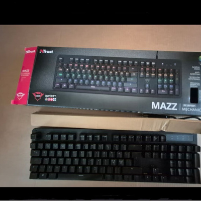 [Outemu Red -mekaaniset kytkimet] Uusi: Trust GXT 863 Mazz