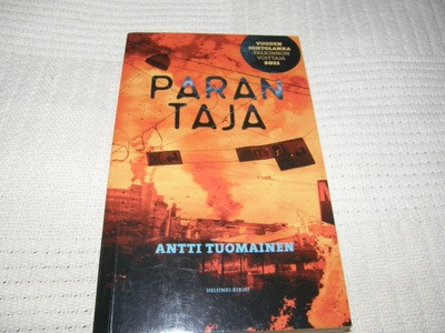 Antti Tuomainen Parantaja -pok