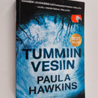 Paula Hawkins : Tummiin vesiin - pikkukuva 1