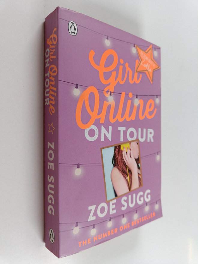Zoe Sugg : Girl online : on tour