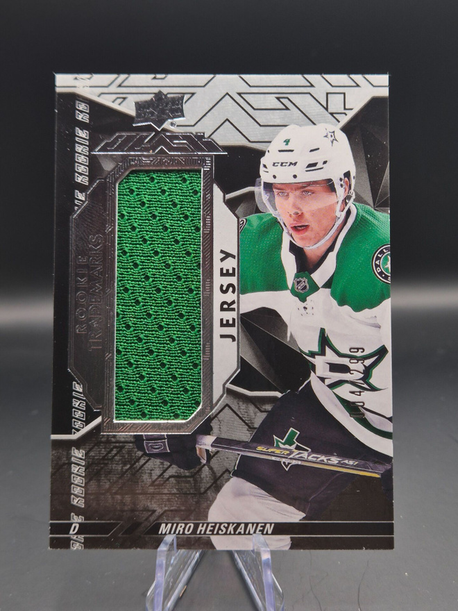 2018 SPx UD Black Rookie Relics Miro Heiskanen 4/299