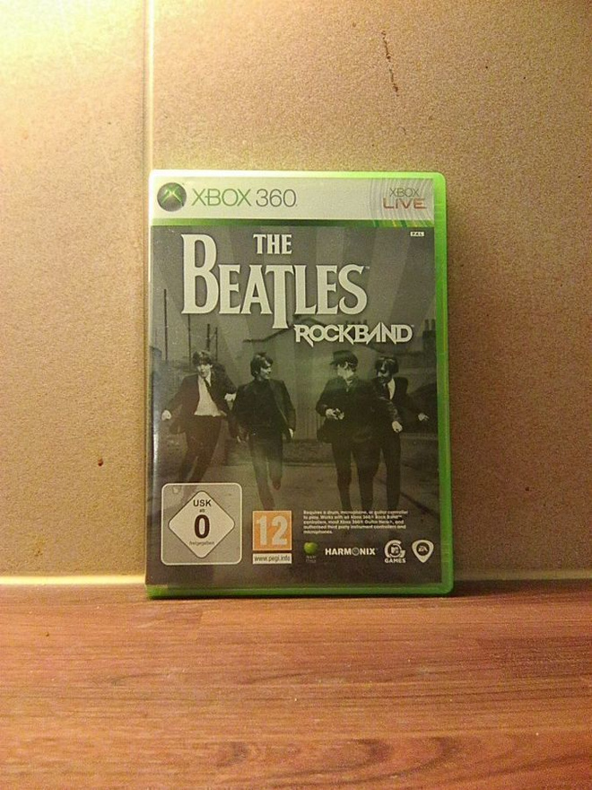XBOX360: THE BEATLES ROCKBAND (CIB) PAL