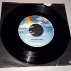 THE SILHOUETTES HOT LICKS 7" SINGLE - pikkukuva 4
