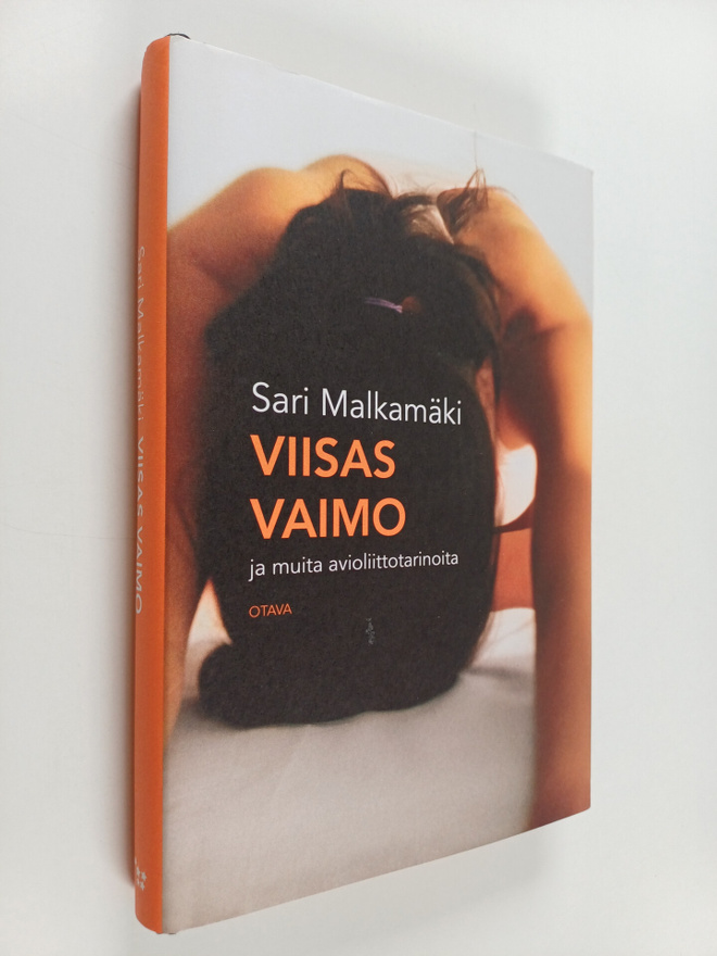 Sari Malkamäki : Viisas vaimo : novelleja