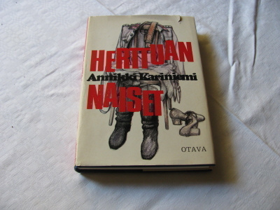 Annikki Kariniemi Herttuan naiset