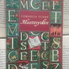 Cornelia Funke - Mustesydän (pokkari) - pikkukuva 1