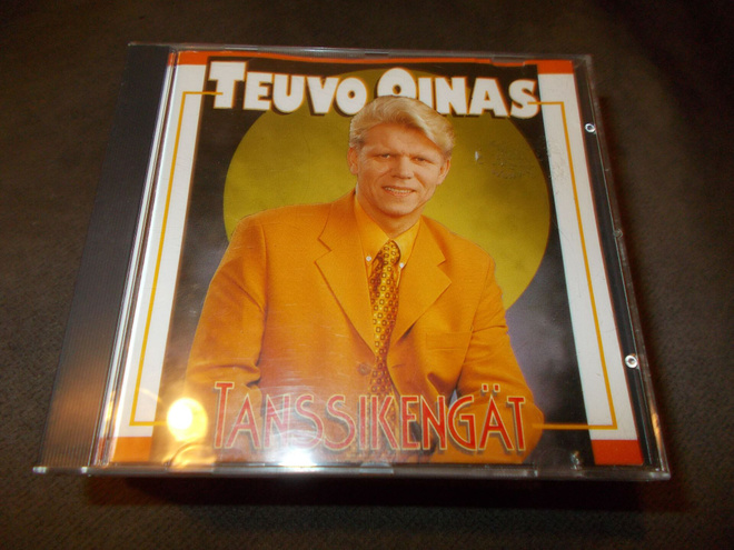 CD TEUVO OINAS ** TANSSIKENGÄT **