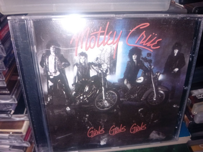 CD Mötley Crue : Girls girls girls ( SIS POSTIKULU )
