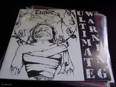 ULTIMATE WARNING - S/T 7'' VINYYLI M-/EX+